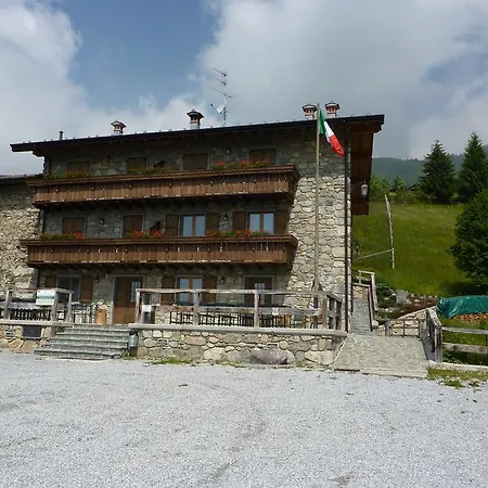 Farm stay Agriturismo Ca' Di Racc Gromo